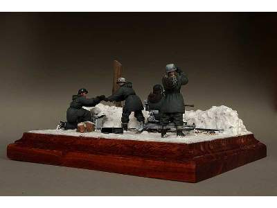 WSS Crew For 2 cm Flak 38. 4 Figures - image 8