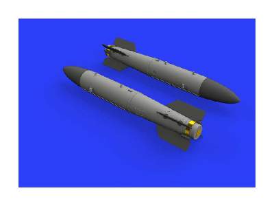 B43-0 Nuclear Weapon w/  SC43-4/ -7 tail assembly 1/72 - image 6