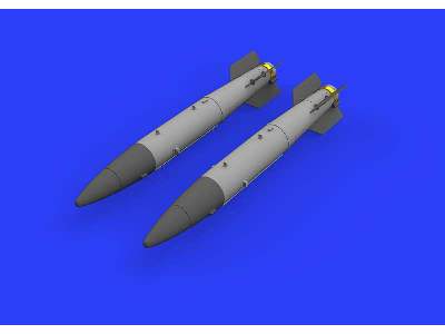 B43-1 Nuclear Weapon w/  SC43-4/ -7 tail assembly 1/72 - image 3