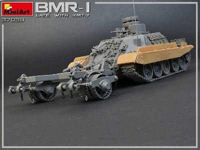 BMR-1 Late Mod. With KMT-7 - image 98