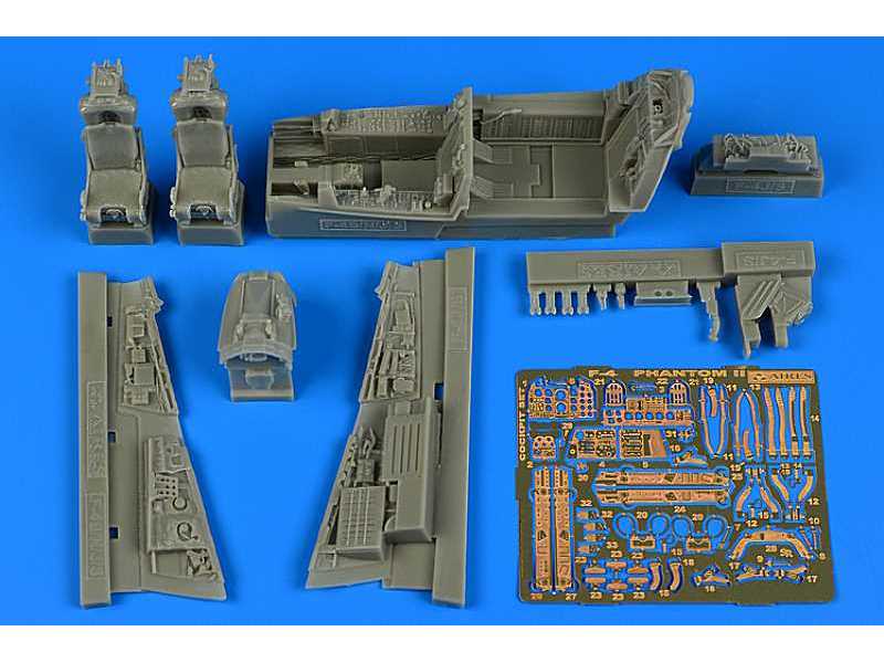 F-4S Phantom II cockpit set - Zoukei Mura - image 1