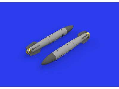 B43-0 Nuclear Weapon w/  SC43-3/ -6 tail assembly 1/48 - image 2