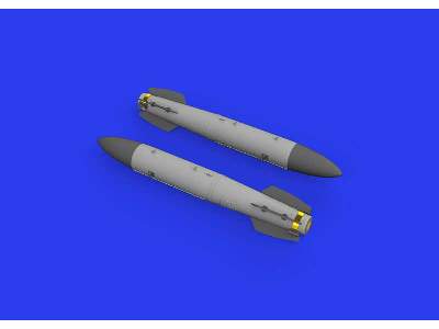 B43-0 Nuclear Weapon w/  SC43-3/ -6 tail assembly 1/48 - image 3