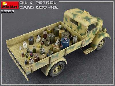 Oil &#038; Petrol Cans 1930-40s - image 13