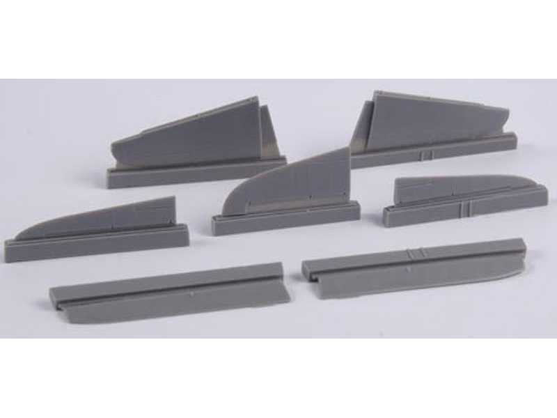 J2m3 Raiden (Jack) Control Surface Hasegawa - image 1 J2m3 Raiden (Jack) Control Surface Hasegawa - image 1