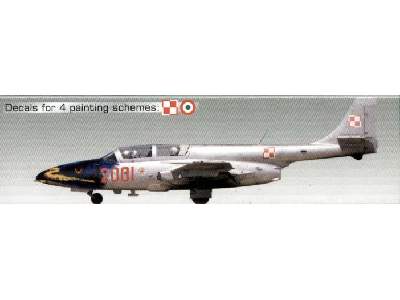 PZL WSK Mielec TS-11 Iskra Bis D polish trainer jet - image 2