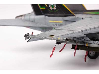 Superbug 1/48 - image 7