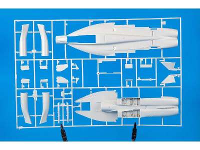 Superbug 1/48 - image 21