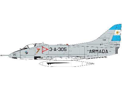 Douglas A-4B/Q Skyhawk - image 3