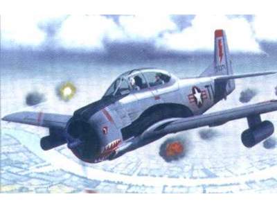 North American T-28 Trojan - image 1