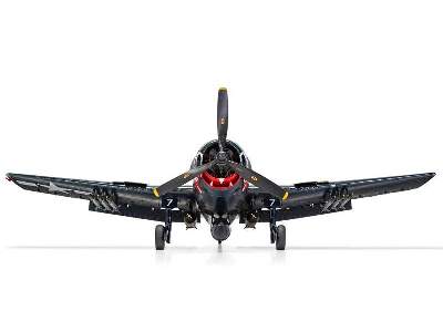 Grumman F6F-5 Hellcat - image 6