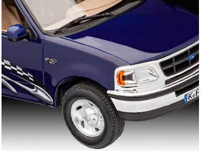 1997 Ford F-150 XLT Model Set - image 5