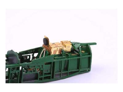 Bf 110C-2 interior 1/32 - Revell - image 6