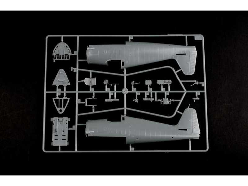 Modellino Aereo Hobby Boss 80331: British Fleet Air Arm Hellcat Mk.I Scala 1:48