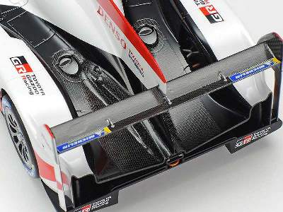 Toyota Gazoo Racing TS050 Hybrid - image 8