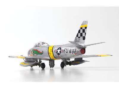 F-86F Sabre The Huff - image 5