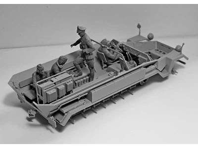 German Command Vehicle Crew (1939-1942) - 4 figures - image 3