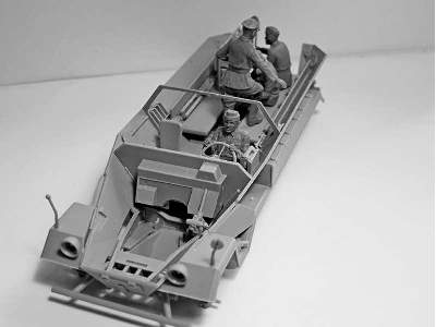 German Command Vehicle Crew (1939-1942) - 4 figures - image 6