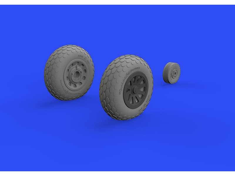 P-51D wheels oval tread 1/48 - Eduard - image 1