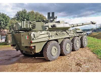 Centauro B1T Station Wagon - image 13