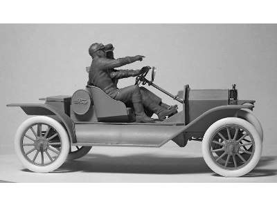 American Sport Car Drivers (1910s) (1 male, 1 female figures) - image 6