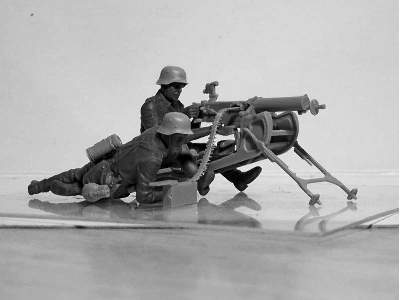 WWII German MG08 MG Team - 2 figures - image 2
