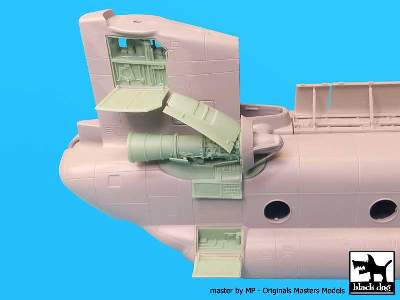 Ch-47 Chinook Engine For Italeri - image 2