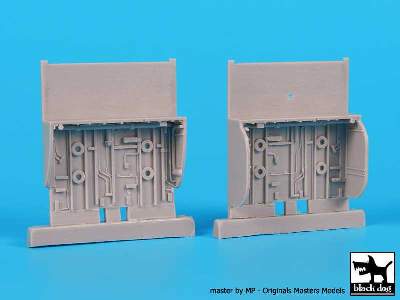 C-130 Wheel Bays For Italeri - image 1