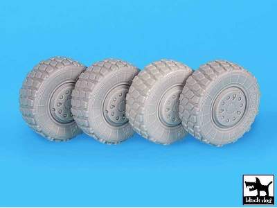 Fennek Wheels Accessories Set - image 1