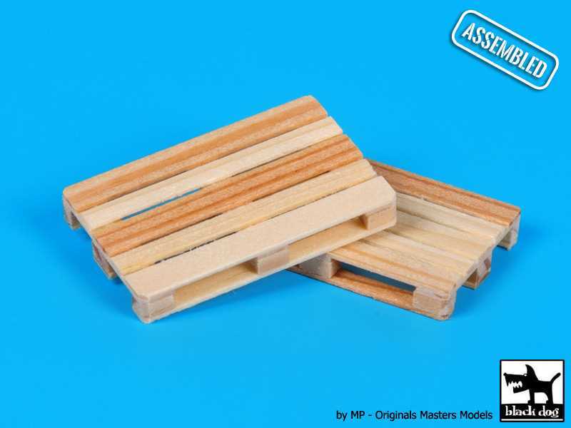 Wooden Pallets (2 Pcs) - image 1