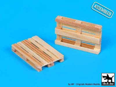 Wooden Pallets (2 Pcs) - image 2