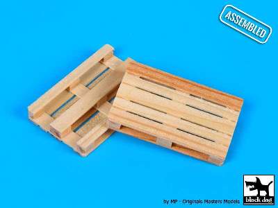 Wooden Pallets (2 Pcs) - image 3