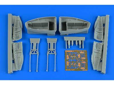 Beaufighter TF.X wheel bay set - Revell - image 1