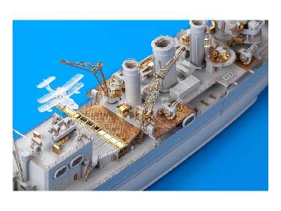 HMS Cornwall 1/350 - Trumpeter - image 12