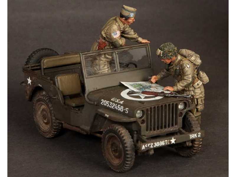 Major And 1 Lieutenant 101st Airborne Division, WW Ii 2 Figures - image 1