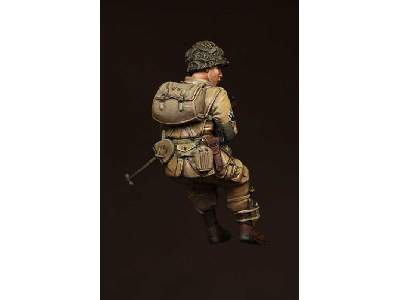 Sergeant 101st Airborne Division On Sherman - image 7