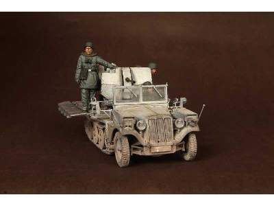 Crew For Sd.Kfz.10/4 Fur 2cm Flak 30 (For Dragon 6676) - image 5