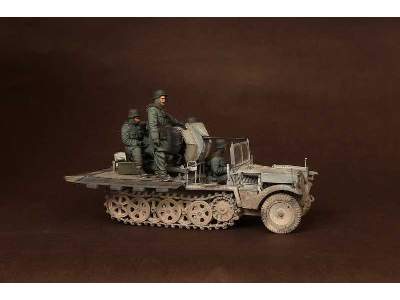 Crew For Sd.Kfz.10/4 Fur 2cm Flak 30 (For Dragon 6676) - image 7