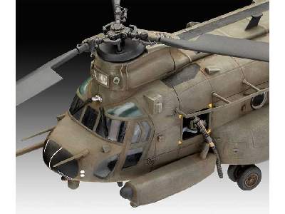 MH-47E Chinook - image 5