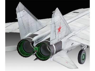 MiG-25 RBT - image 3