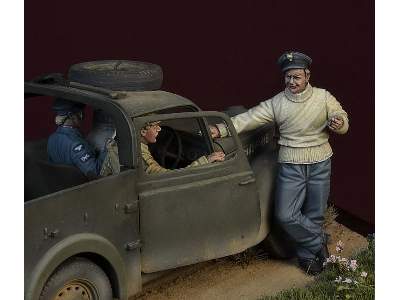 War Flirtation Battle Of Britain 1940 3 Figures Set - image 3