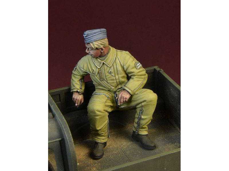 WWii Luftwaffe Bomber Pilot Sitting - image 1