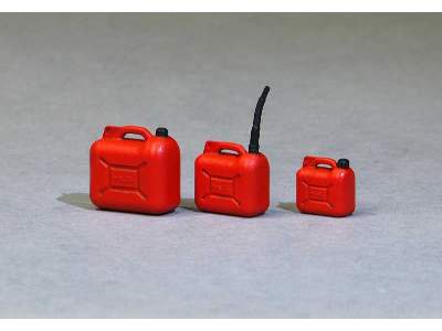 Plastic Jerry Can 5, 10 I 20 L. - image 5