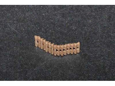 French R35 Light Infantry Tank Track Links - image 3