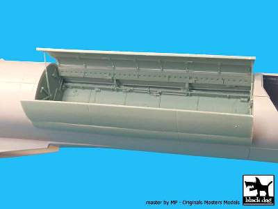 B-52 G Bomb Bay For Italeri - image 1