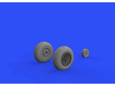 P-51D wheels diamond tread 2 1/48 - Eduard - image 2