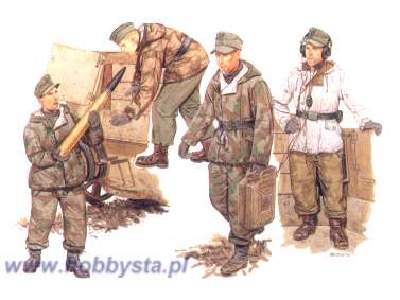 Figures GERMAN SELF-PROPELLED GUN CREW - image 1