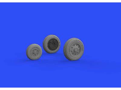 F-104 wheels early 1/48 - Kinetic - image 2