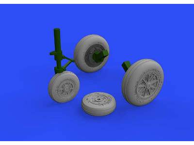 F-104 wheels late 1/48 - Kinetic - image 2