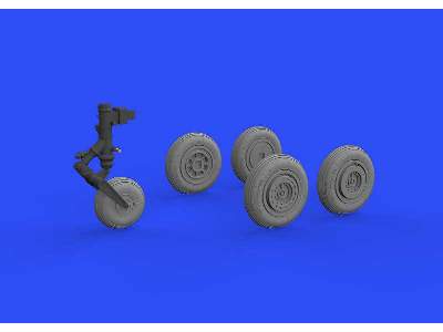 MiG-17 wheels 1/72 - Airfix - image 2